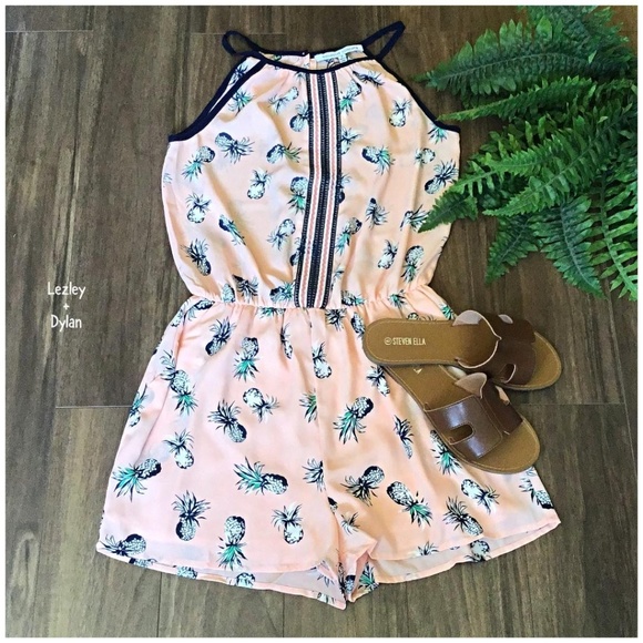 LAST ONE‼COLLECTIVE CONCEPTS Pineapple Romper - Picture 2 of 5